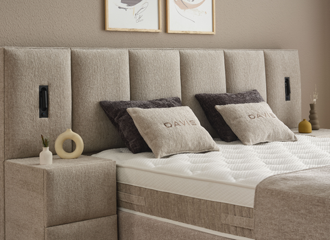 Designer Boxspringbett Davis inkl. Beleuchtung & Matratze & Stauraum