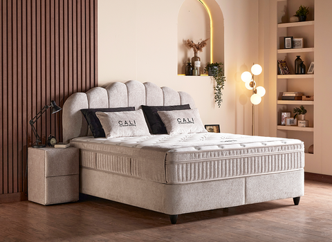 Designer Boxspringbett Calli mit Matratze & Stauraum